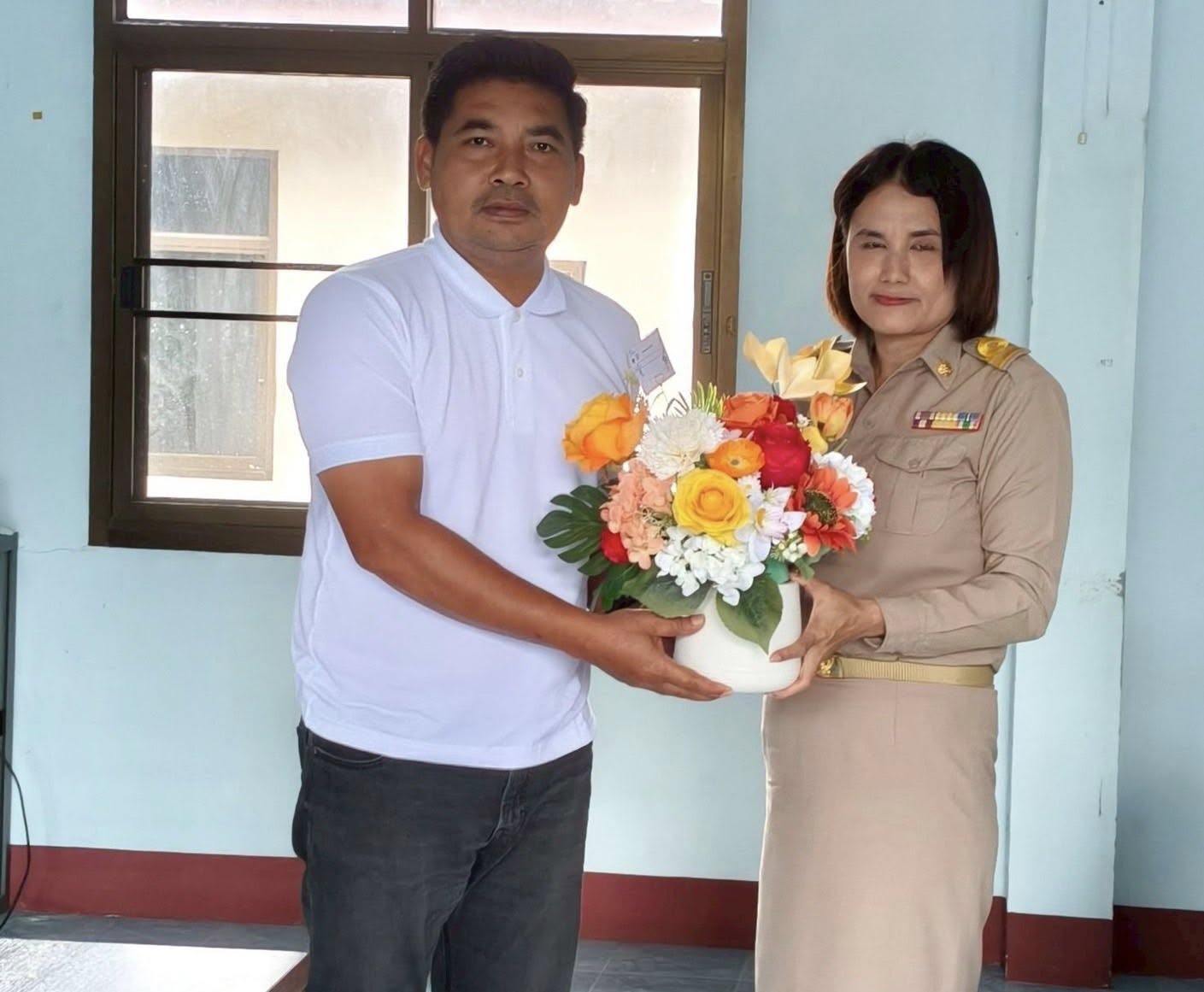 ดร. เสกสรร ริยาพันธ์ นายกเทศมนตรีตำบลควนศรี  มอบหมายให้  นายพงศ์สิทธิ์ เกษเพ็ชร รองนายกเทศมนตรี พร้อมด้วยคณะบริหารและหัวหน้าส่วนราชการพนักงานเทศบาลให้การต้อนรับ นางสาวศันสนีย์  หวานขาว รับโอนมาจากองค์การบริหารส่วนตำบลพ่วงพรมคร มาดำรงตำแหน่ง เจ้าพนักงานพัสดุปฏิบัติงาน สังกัดกองคลัง ณ ห้องประชุมเทศบาลตำบลควนศรี  อ.บ้านนาสาร จ.สุราษฎร์ธานี